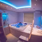 Katerina فندق 4*
