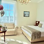 Ξενοδοχείο Katerina 4*