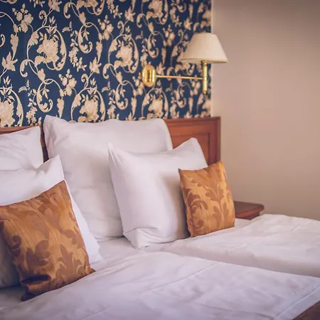 Hotel Katerina 4*