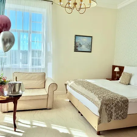 Hotel Katerina 4*